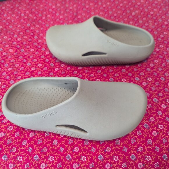 Crocs Mellow Recovery Clog Slip On Waterproof Mule Comfort Unisex - Picture 2 of 7